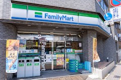 ���ӊ� �R���r�j 100m �t�@�~���[�}�[�g �V�]�Óc�w�O�X