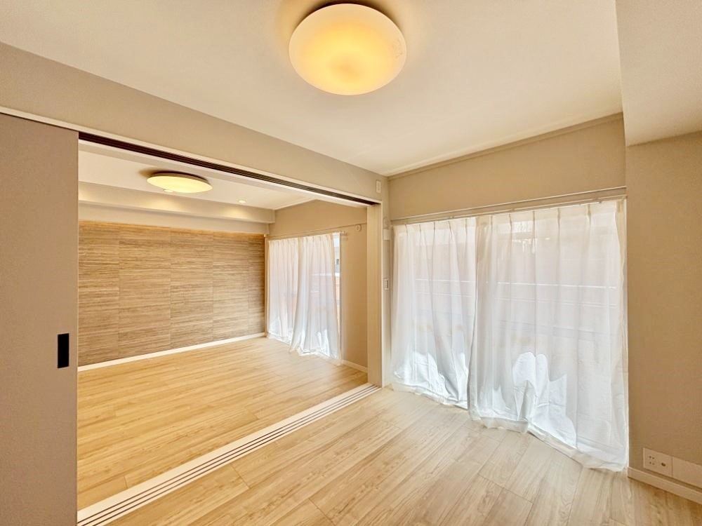 �q������ ������̂₳���������S�n�悢�v���C�x�[�g���[��