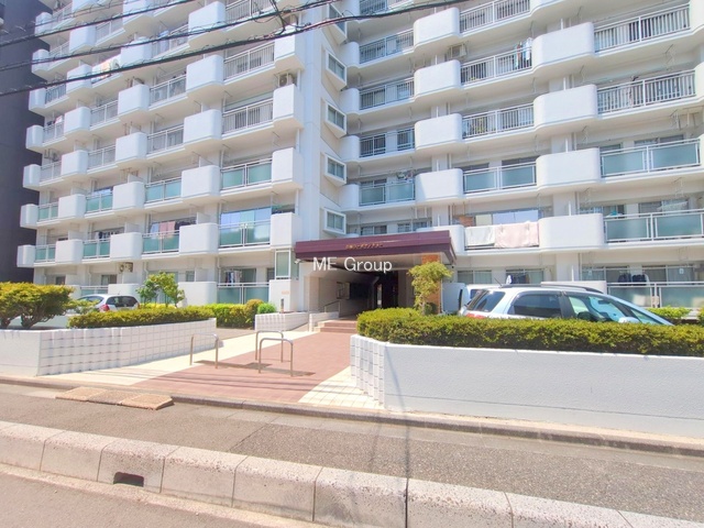 �G���g�����X -