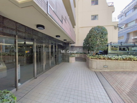 �G���g�����X -