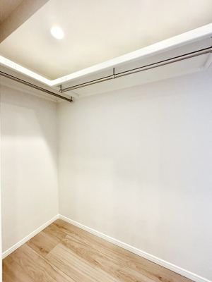 ���̑� �E�H�[�N�C���N���[�[�b�g�̊��p�Ő�����ԃX�b�L��