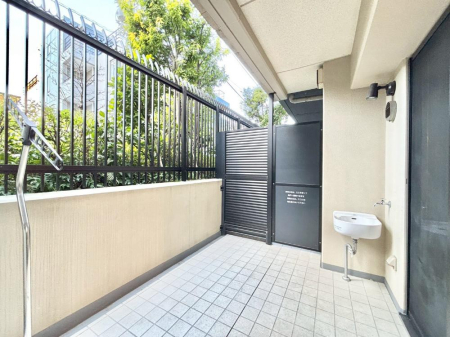 �o���R�j�[ �|����K�[�f�j���O�ɕ֗��ȃX���b�v�V���N���̍L�X�e���X�B