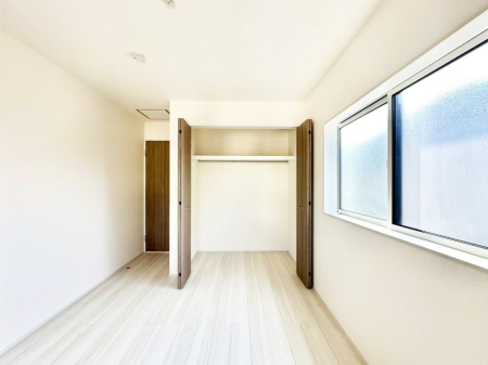 �q������ �q�������ɂ��������߂Ȏ��[�X�y�[�X�����Ղ�̋���