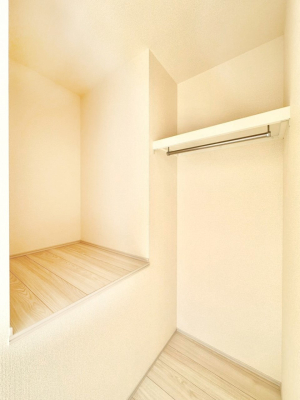 ���̑� �ߗނ��n���K�[�Ɋ|�����܂܎��[�ł���WIC�B�ߗނ̐������ڂ����₷���ĕ֗��ł��I