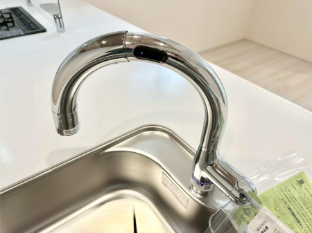 ���̑����� �����ɐG�ꂸ�ɓf�~�����ł���^�b�`���X����  