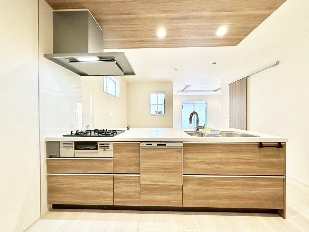 �L�b�`�� �������������I�ɁA�y�����I�V�X�e���L�b�`��  