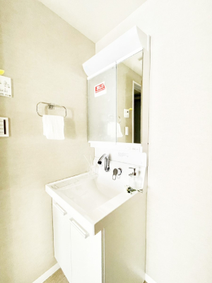 ���ʑ�E���ʏ� ������������ʉ��ώ��Œ��̐g�x�x�����K