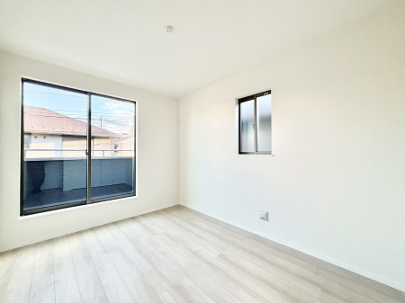 ���̑����� �o���R�j�[���J�������v���X���Ă����m��  