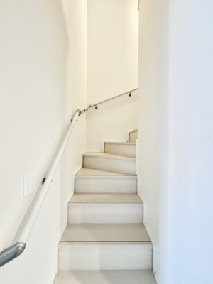 ���̑� ���S�����l�����K�i�ɂ͎肷���ݒu���Ă��܂��@