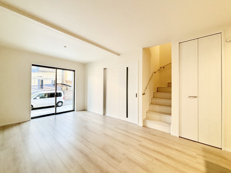 ���̑����� �Ƒ������R�ƏW�܂�e���̃X�y�[�X�ɂȂ肻��