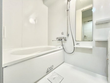 ���� ����̔�������Ă���閾�邢�������̂���o�X���[��  