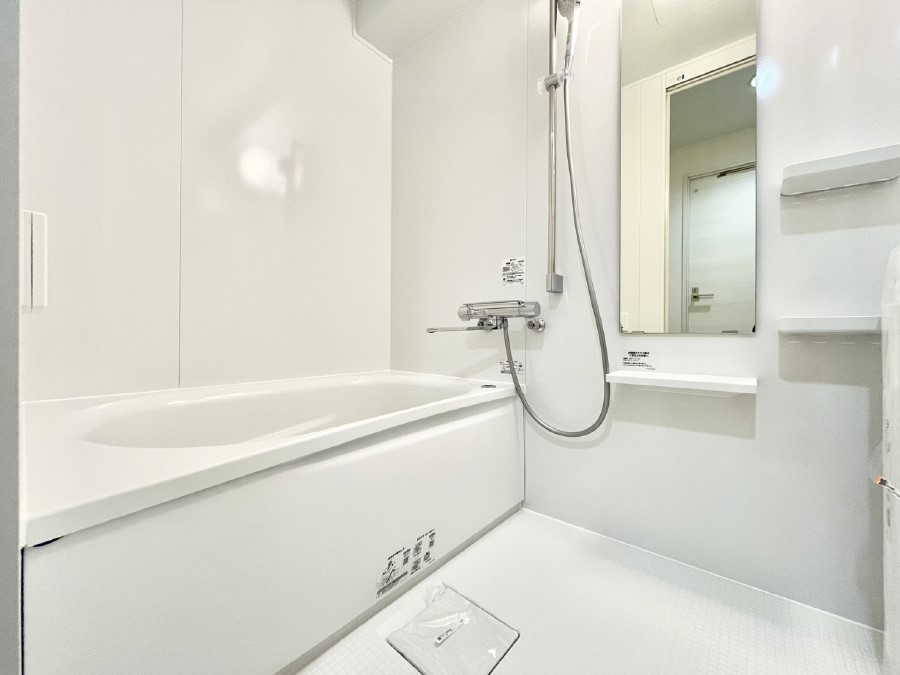 ���� ����̔�������Ă���閾�邢�������̂���o�X���[��  