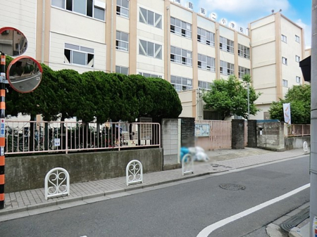 ���ӊ� ���w�Z 290m �����旧�~����񏬊w�Z