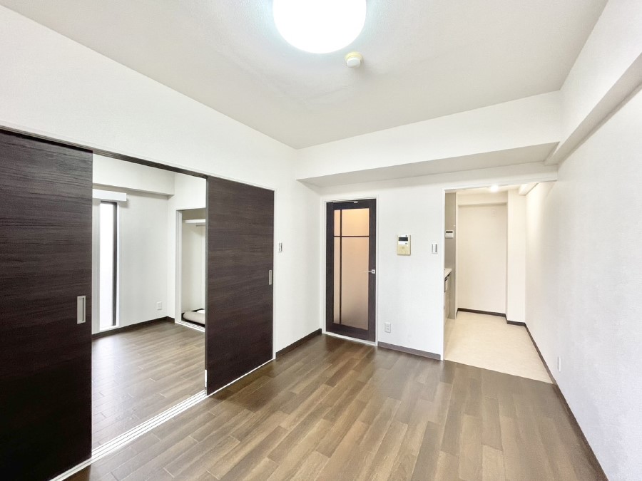 ���r���O �Ƒ������R�ƏW�܂�e���̃X�y�[�X�ɂȂ肻��