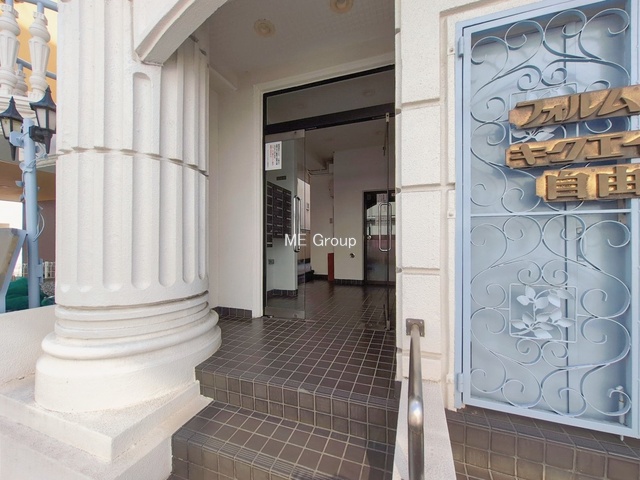 �G���g�����X -