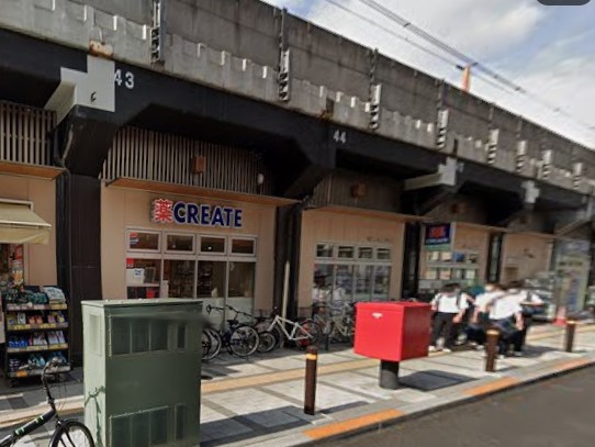 ���ӊ� �h���b�O�X�g�A 83m �N���G�C�gSD JR�����w�����X