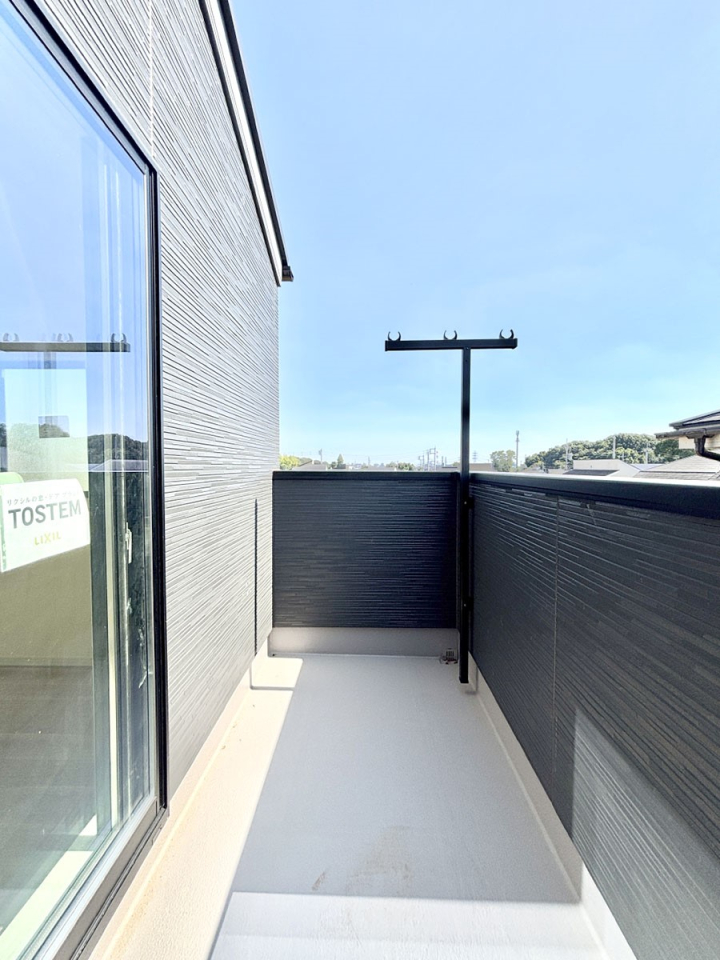 �o���R�j�[ ������̃o���R�j�[�I���Ƒ��̐��󕨂͂������A���z�c�������Ղ花���܂��I