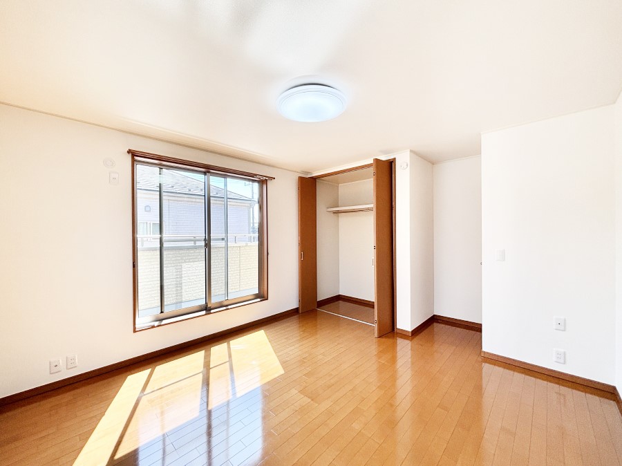 ���̑����� �u�₩�ȓ��������������S�̂�D������ݍ���ł���܂�