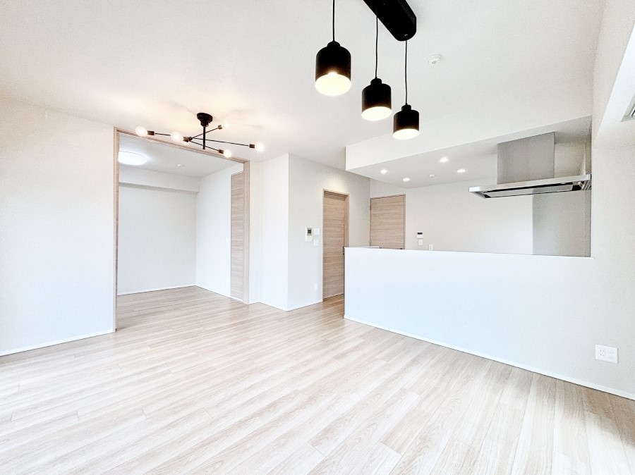 ���̑����� �Ƒ������R�ƏW�܂�e���̃X�y�[�X�ɂȂ肻��