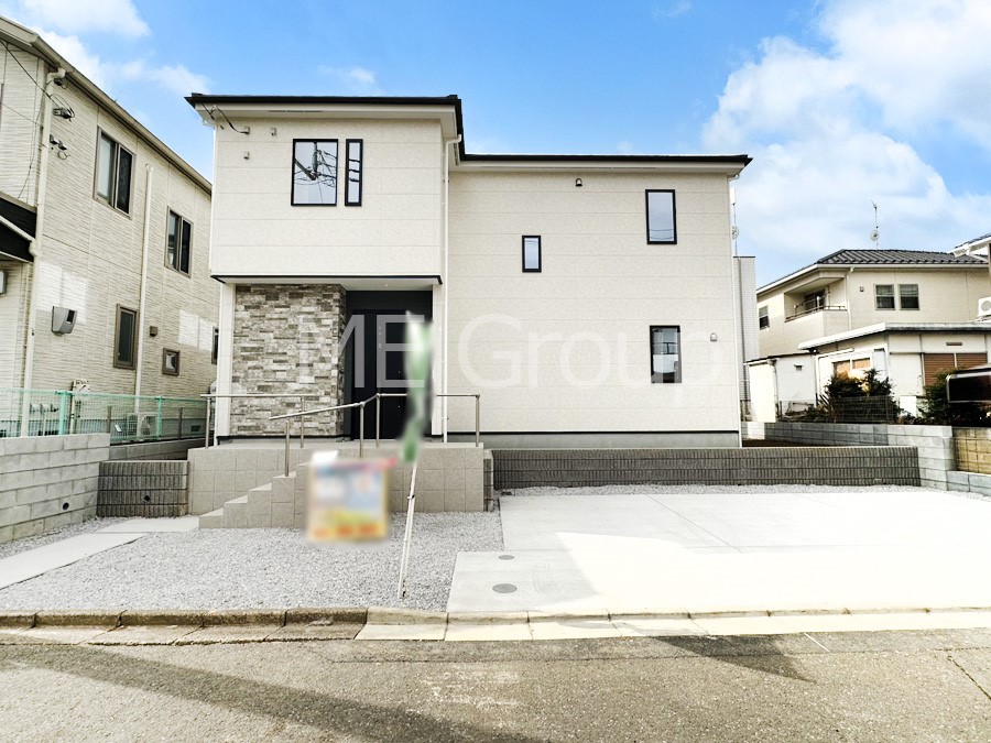 ���n�O�ώʐ^ �������ꂽ�O�ρA�㎿�ȏZ��Ԃ��L���鎺���͉i�����S���ĉ߂�����Z���ł��B 