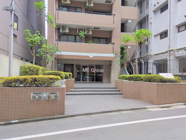 �G���g�����X -