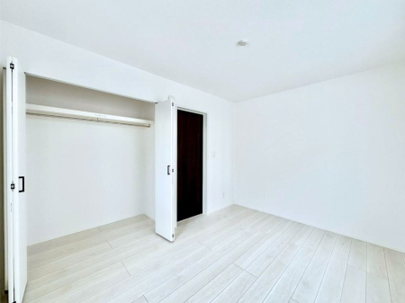 �q������ �q�������ɂ��������߂Ȏ��[�X�y�[�X�����Ղ�̋���