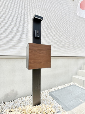 ���̑� �\�D�E�C���^�[�z���E�|�X�g���ЂƂɏW��B�G���g�����X�ɂȂ��ރV���v���f�U�C���B