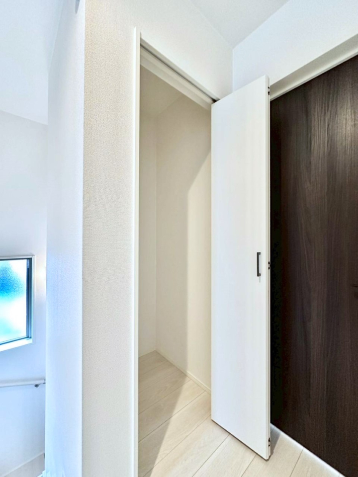 ���̑����� �Q�K�L�����[������A�|�������G�߂̏��������[���邱�Ƃ��ł��܂��B  