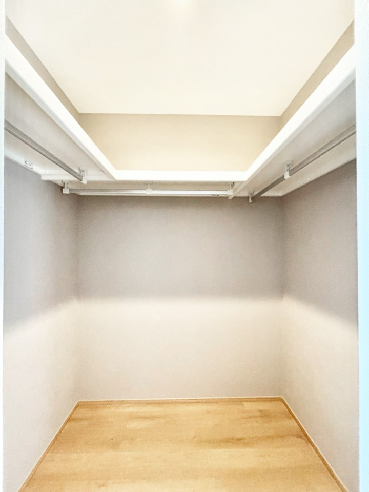 ���̑� �E�H�[�N�C���N���[�[�b�g�t���Ő�����Ԃ��L�����p�ł��܂��B