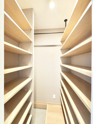 ���[ SIC������̂ŁA�U�炩�肪���Ȍ��ւ��X�b�L���Еt���܂�