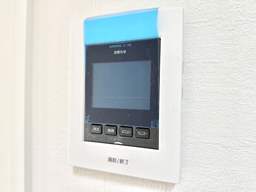 ���̑����� TV���j�^�[�t�C���^�[�t�H�����t���Ă��ăZ�L�����e�B�[��  