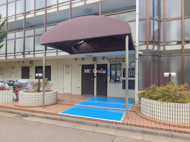 �G���g�����X -