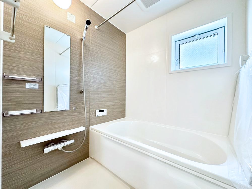 ���� ����̔�����₷��؂ȃo�X�^�C���B�������Ƃ����C���y����Ŕ����Ƃ肽���ł��ˁI  