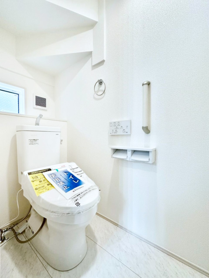 �g�C�� �E�H�V�����b�g�t���g�C����1�K��2�K���ꂼ��ɔz�u����Ă��ĂƂĂ��֗��ł��B 