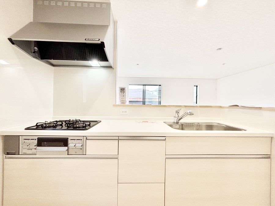 �L�b�`�� �������������I�ɁA�y�����I�V�X�e���L�b�`��