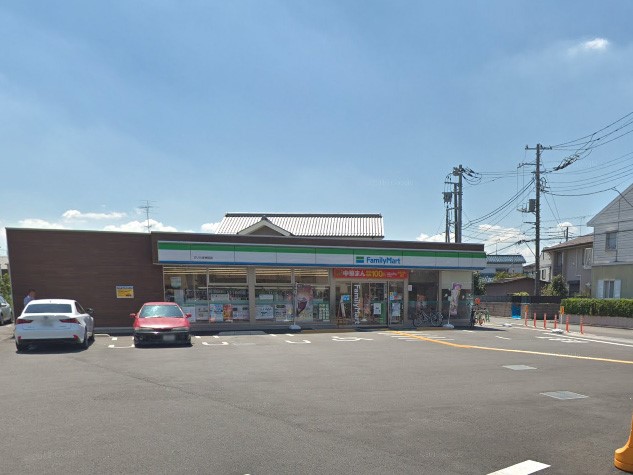 ���ӊ� �R���r�j 700m �t�@�~���[�}�[�g �������ܐ_�c�X