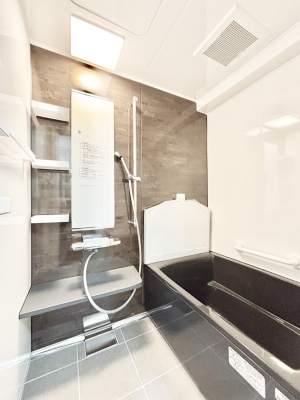 ���� ����̔�������Ă���閾�邢�������̂���o�X���[��