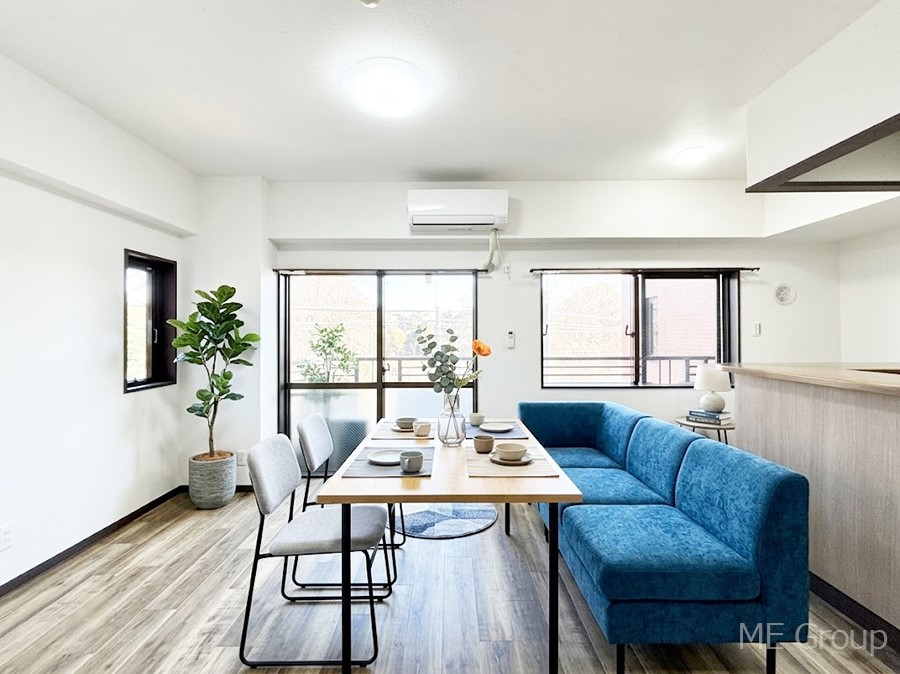 ���r���O �������������͋C�̂k�c�j�͉Ƒ��݂�Ȃ̉��K��ԁ��Ƌ��CG�ł�