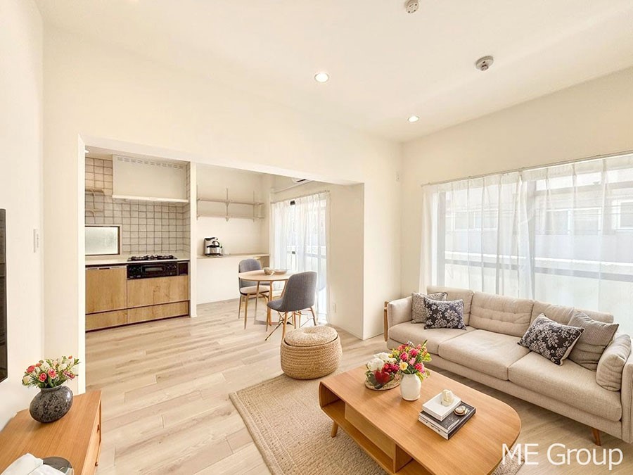 ���r���O �������������͋C�̂k�c�j�͉Ƒ��݂�Ȃ̉��K��ԁ@���Ƌ��CG�ł�