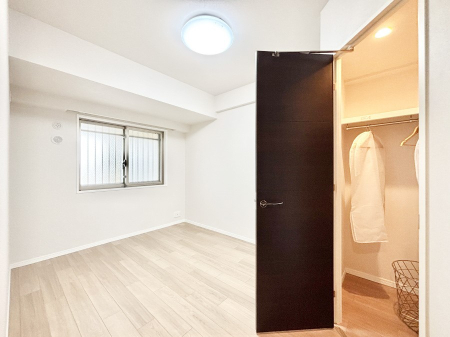 �Q�� ���[���[�����Ă���̂ŋ��Z�X�y�[�X���L�X�g���܂�  