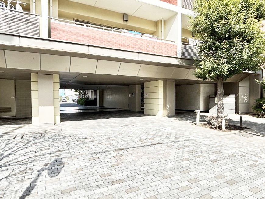 �G���g�����X �������������͋C�̃G���g�����X