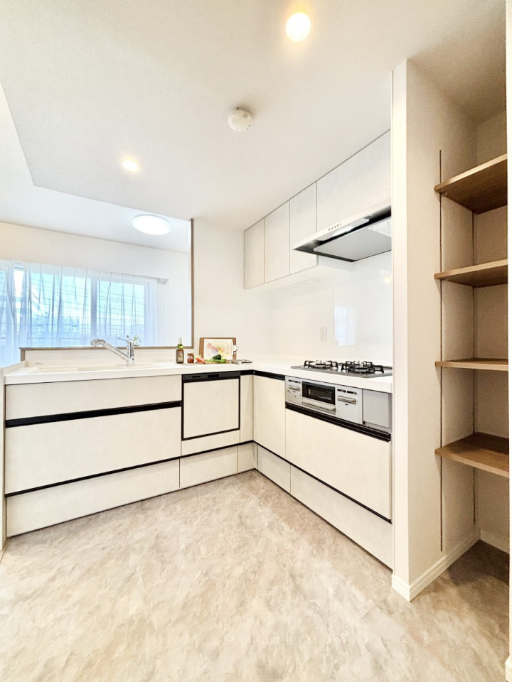 �L�b�`�� �k�^�L�b�`���͍�Ɠ������Z���čςނ̂Ŏg�����肪�ǂ��ł���