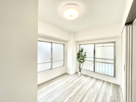 �q������ ������̂₳���������S�n�悢�v���C�x�[�g���[��