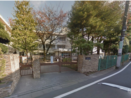 ���ӊ� ���w�Z 696m ���n�旧���쏬�w�Z