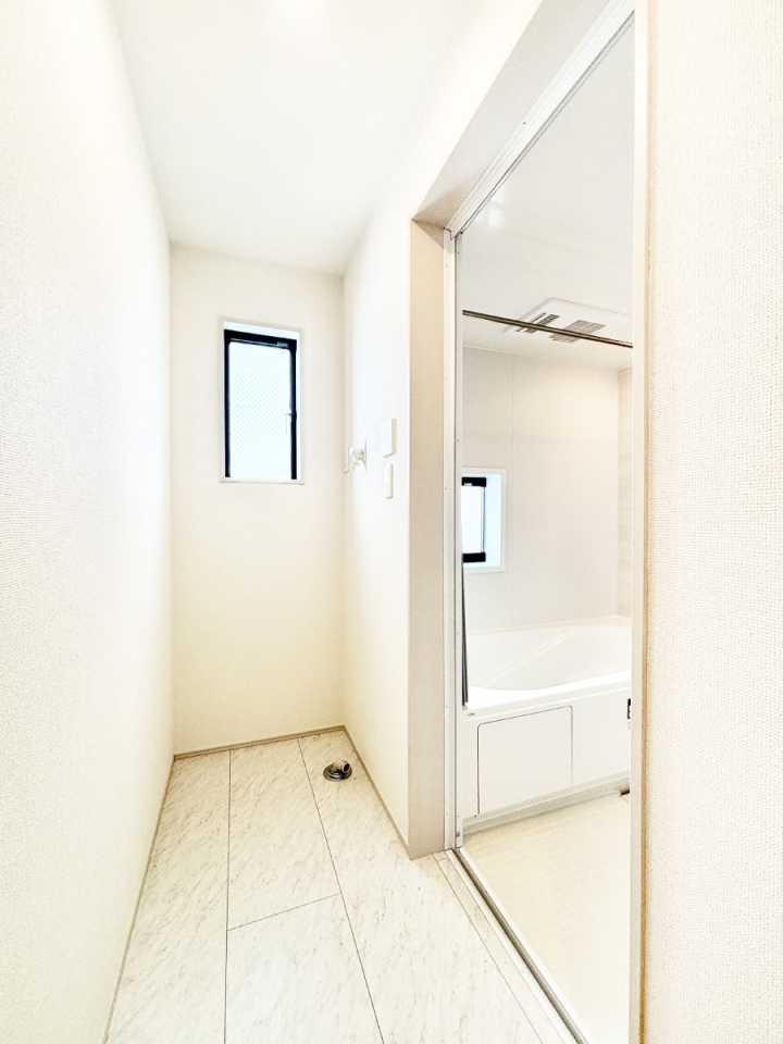 ���̑� ���邢���ʏ��͖����̐g�x�x���y�����ł����Ⴂ�����ł��B    