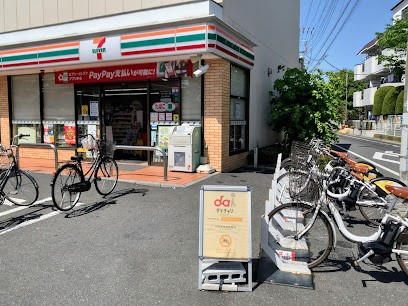 ���ӊ� �R���r�j 300m �Z�u��-�C���u�� ���������������X