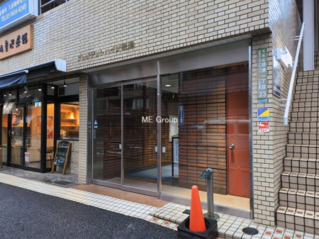 �G���g�����X -