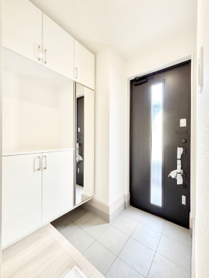 ���� ����I�𗘗p���āA���z�������������q�l�������ĂȂ��ł��܂��B