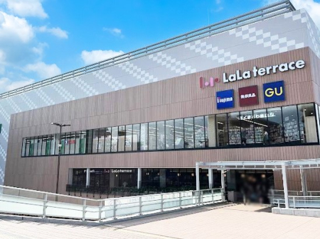 ���ӊ� �V���b�s���O�Z���^�[ 1200m ���e���X�k����