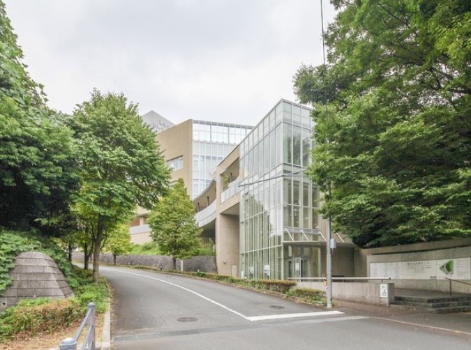 ���ӊ� �a�@ 700m �����k��ÃZ���^�[